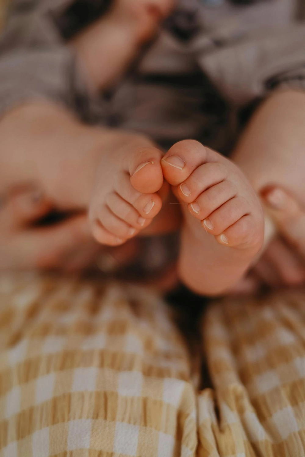  Helena Plöckl – Fußwerk - Babyfüße